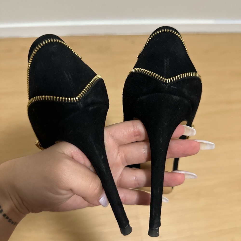 SALVATORE FERRAGAMO Black Suede Zip Platform Heels Made in Italy  size US6,5 - Picture 6 of 11